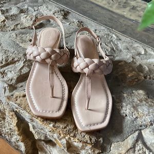 Bernardo Blush Braided Leather Sandal barely worn